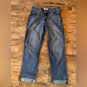 Denizen from Levi’s boyfriend capri jeans. Size 2.